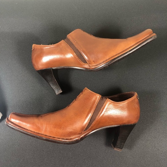 PIKOLINOS Shoes - Pikolinos Shoes.